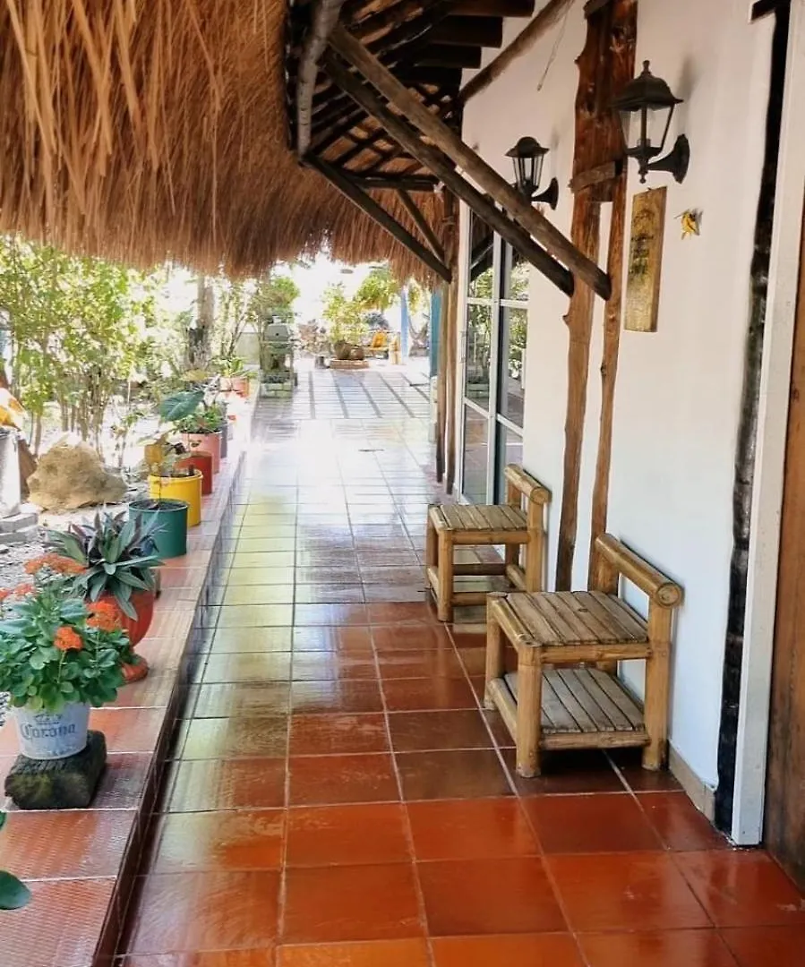 Hotel El Refugio Del Tiburon Cartagena Pensión